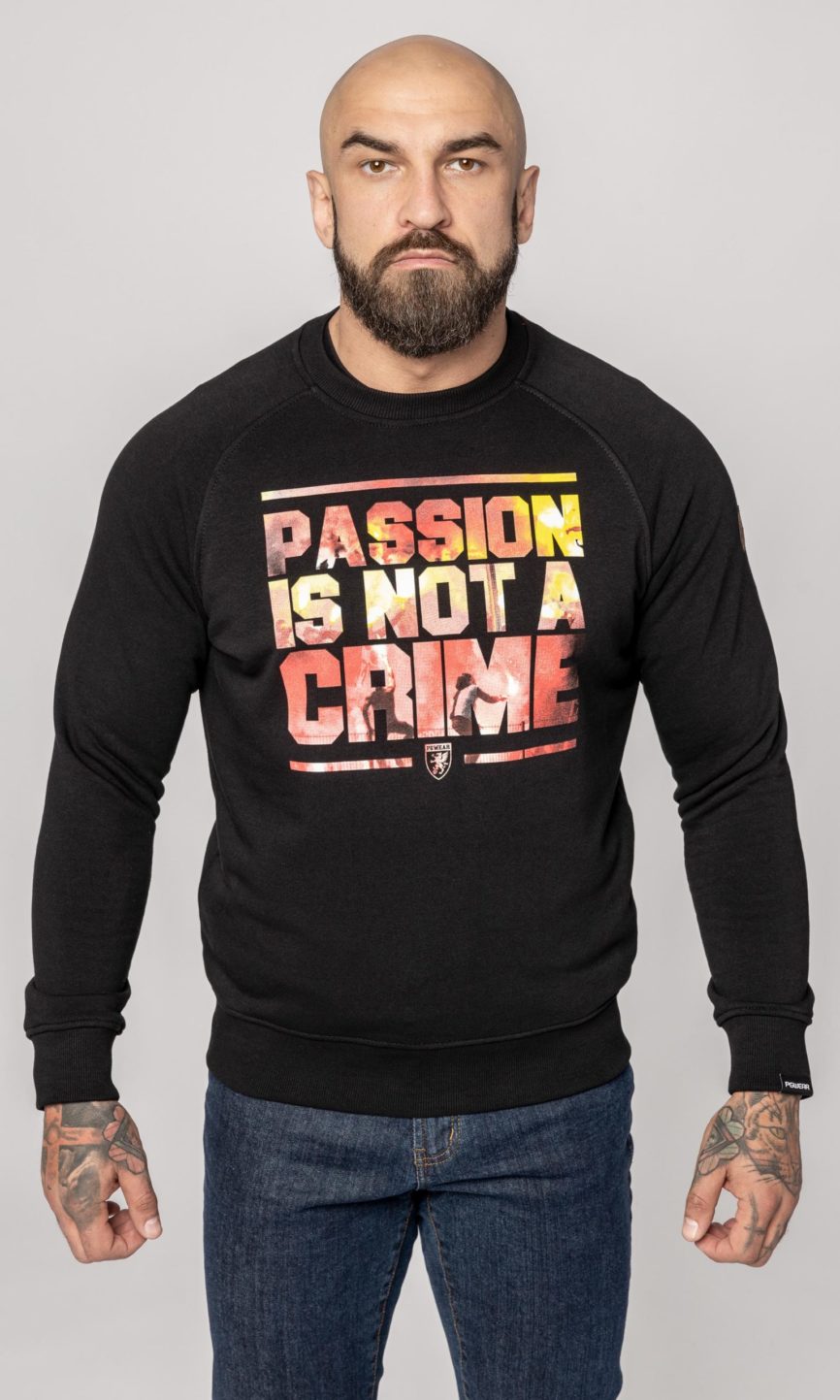 Sweatshirt “Passion is not a crime” Black